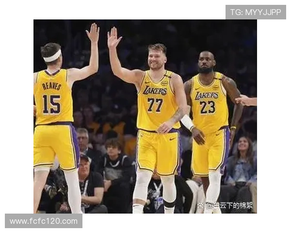 西部各队短板分析:湖人防守隐患火箭控卫困境勇士依赖十人核心 西部各队短板分析:湖人防守隐患火箭控卫困境勇士依赖十人核心