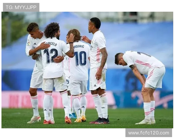 安帅儿子执教巴甲卫冕冠军近5轮仅1胜 落后榜首18分困境难解 安帅儿子执教巴甲卫冕冠军近5轮仅1胜 落后榜首18分困境难解