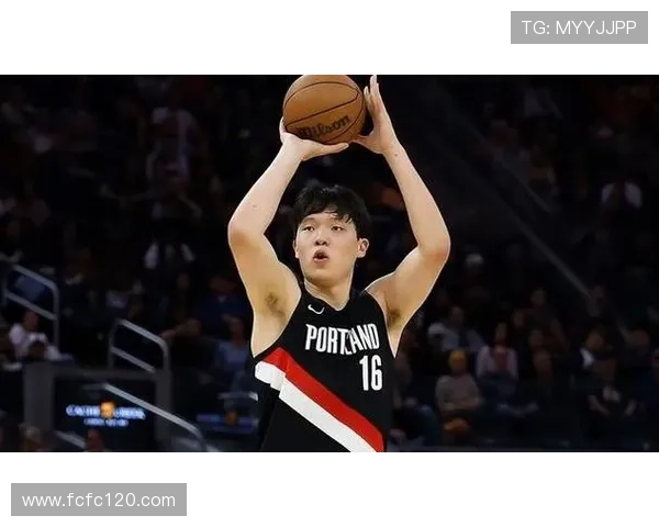 开拓者新战术考验杨瀚森状态再不调整或将被下放发展联盟 开拓者新战术考验杨瀚森状态再不调整或将被下放发展联盟